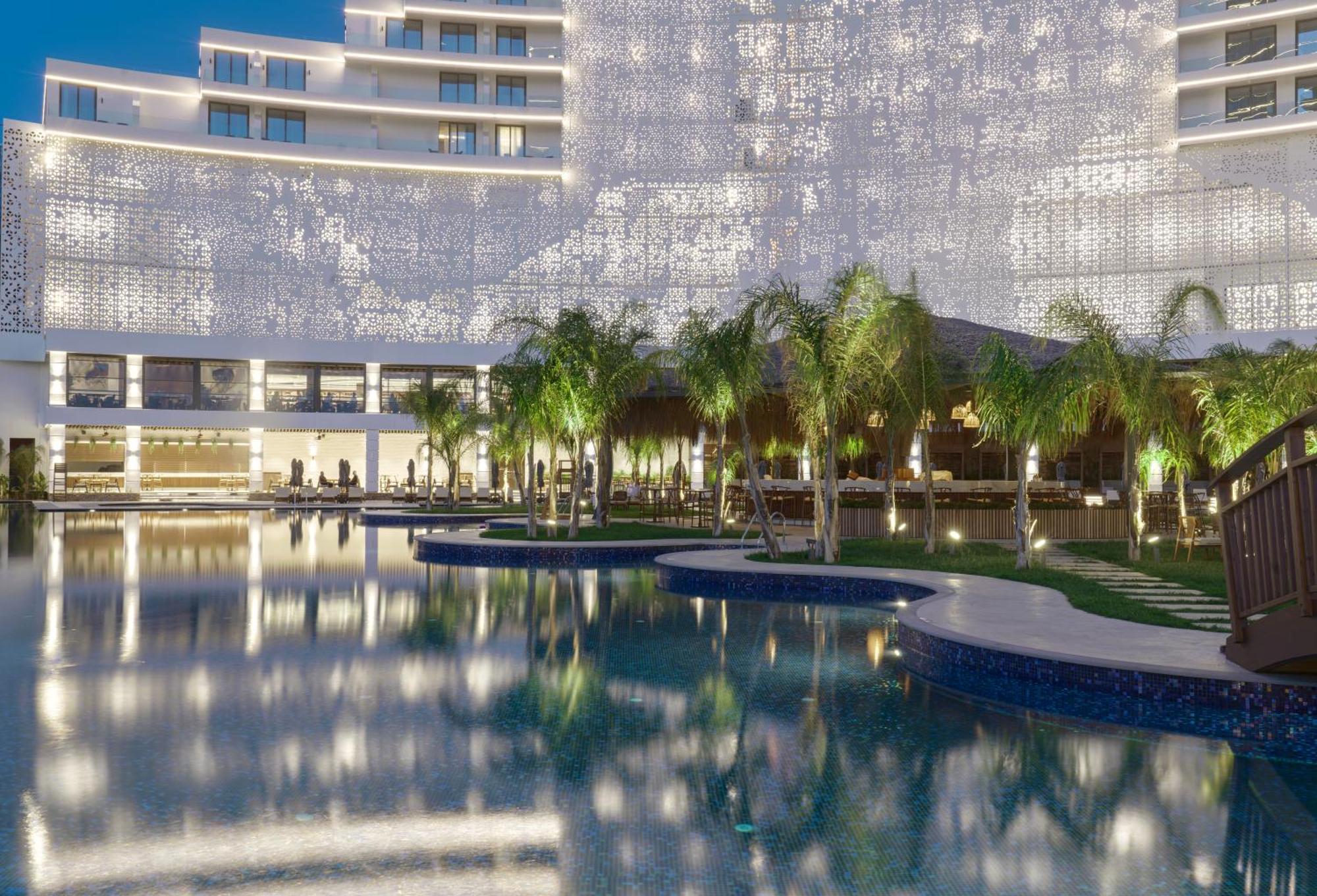Grand Sapphire Resort & Casino Trikomo Экстерьер фото